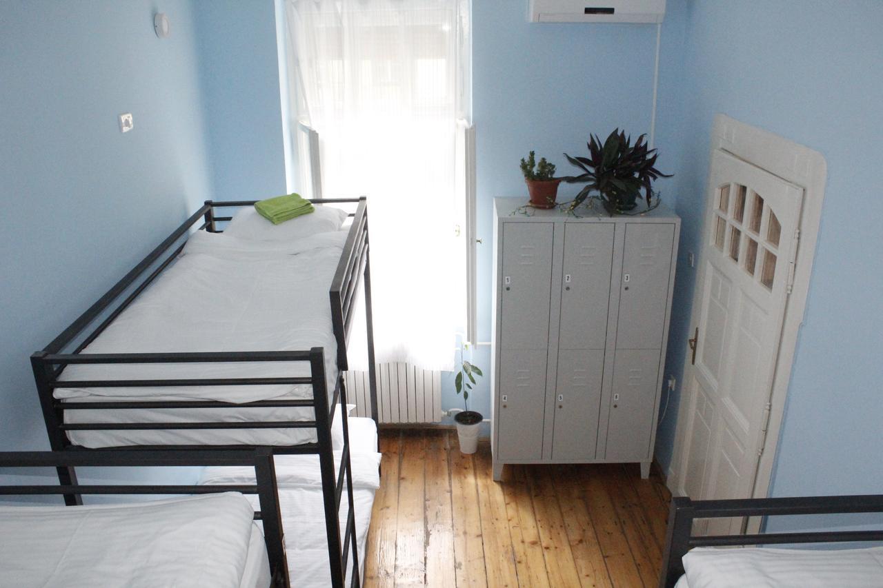 Hostel Nomad Újvidék Kültér fotó
