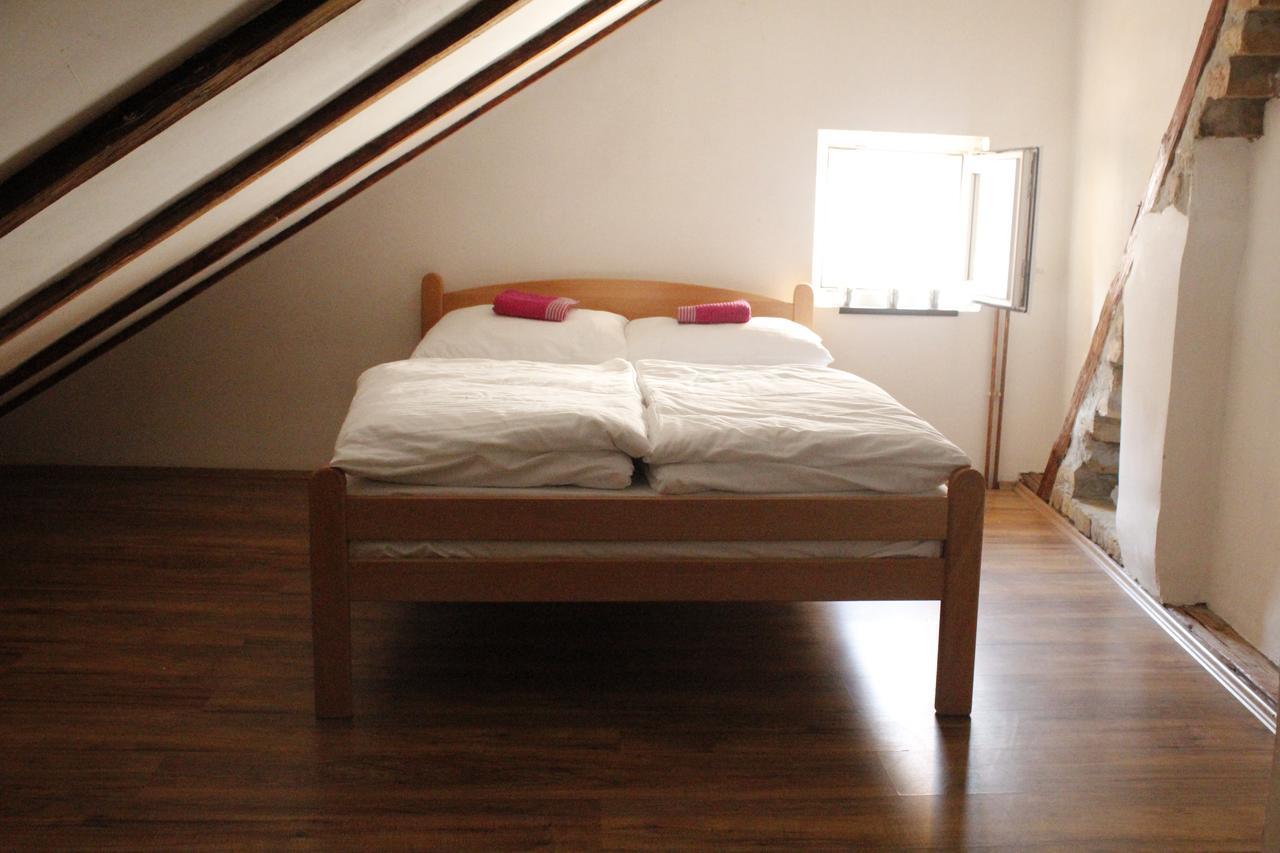 Hostel Nomad Újvidék Kültér fotó